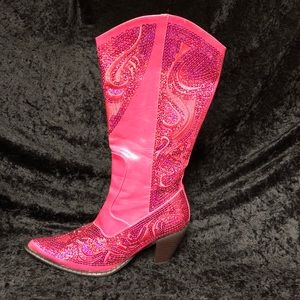Women pink boots Helens Heart Size 7, brand new